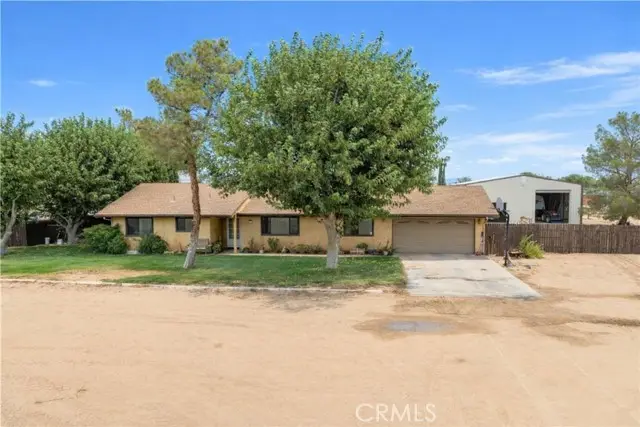 8155 W Avenue E, Lancaster, CA 93536 - Image #1