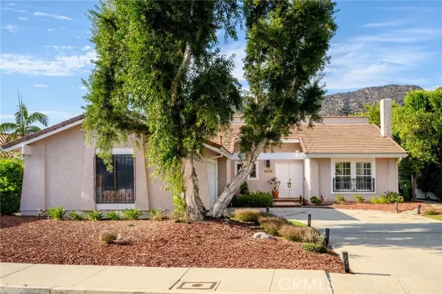 3015 Arrowhead Drive, Los Angeles, CA 90068 - Image #2