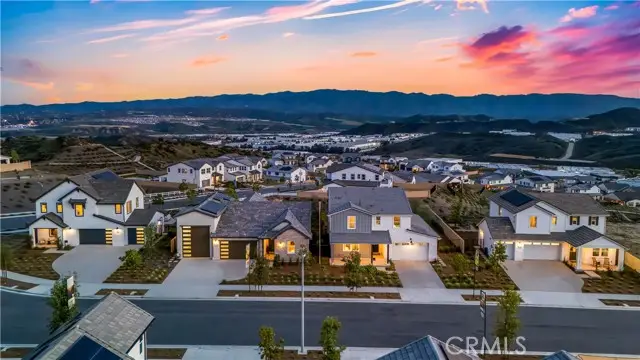 28904 Saddle Circle, Castaic, CA 91384 - Image #2
