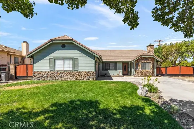 41747 Crispi Lane, Quartz Hill, CA 93536 - Image #1
