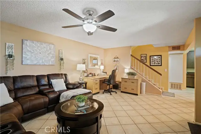 18526 Mayall Street #L, Northridge, CA 91324 - Image #3