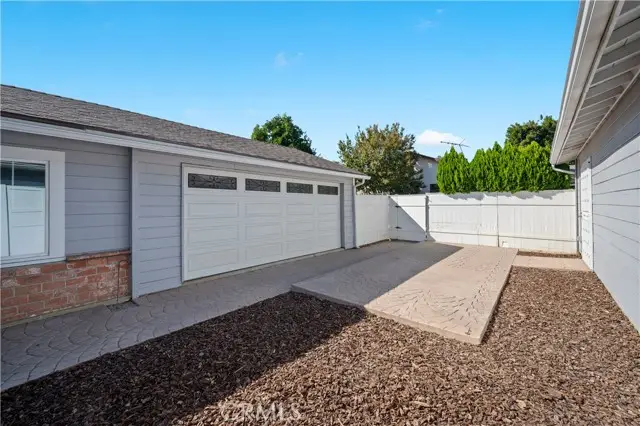 7445 Balcom Avenue, Reseda, CA 91335 - Image #3