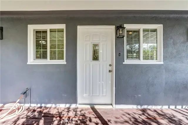 9246 Rowell Ave., Chatsworth, CA 91311 - Image #2