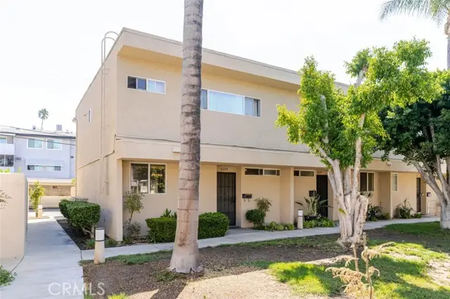 6232 Morse Avenue, North Hollywood, CA 91606 - Image #2