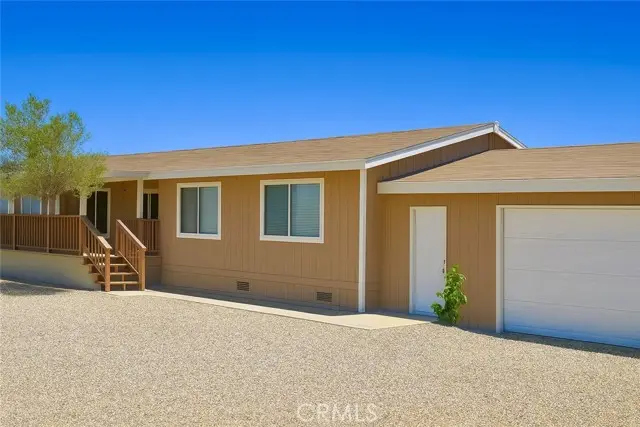 5830 Holiday Avenue, Rosamond, CA 93560 - Image #3