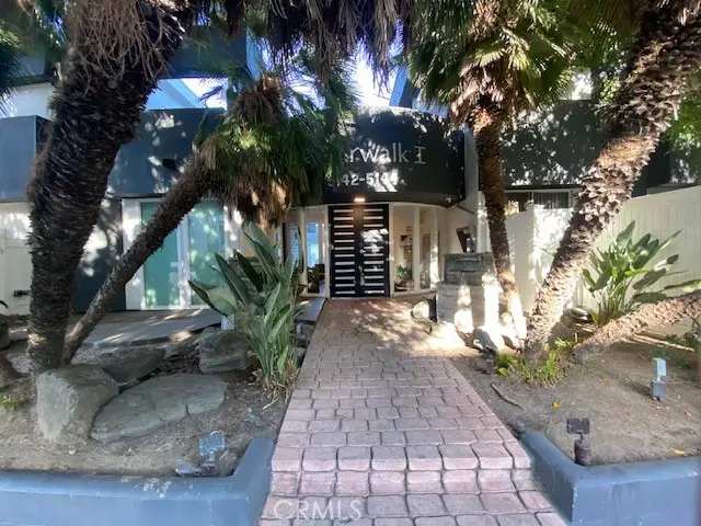 5142 Zelzah Avenue #25, Encino, CA 91316 - Image #1