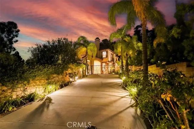 2660 Rudolph Drive, Simi Valley, CA 93065 - Image #2