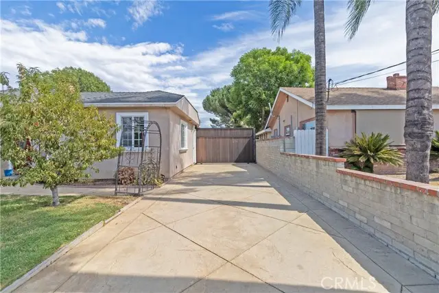 8546 Woodley Ave, North Hills, CA 91343 - Image #3
