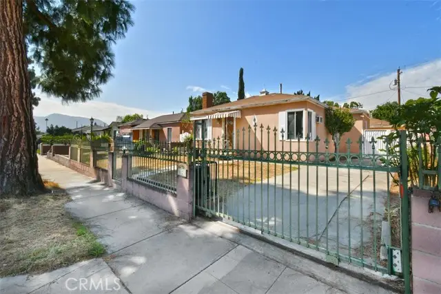 1121 N Frederic Street, Burbank, CA 91505 - Image #1