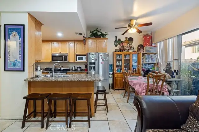14520 Plummer St. #21, San Fernando Valley, CA 91402 - Image #2