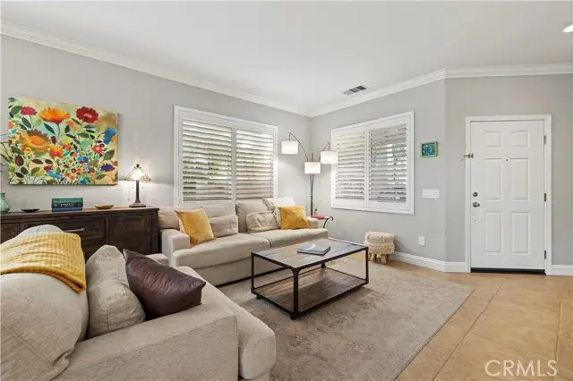 27879 Alta Vista Avenue, Valencia, CA 91355 - Image #3