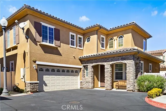 20425 Victory, Santa Clarita, CA 91350 - Image #2