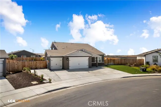 7931 Savannah Height Avenue, Bakersfield, CA 93313 - Image #3