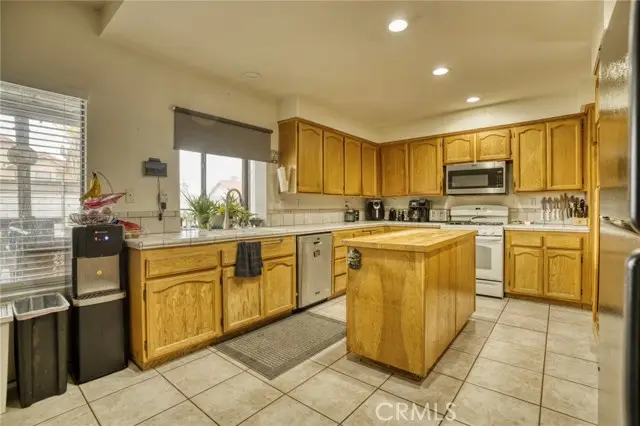 5517 Harmony, Lancaster, CA 93536 - Image #3