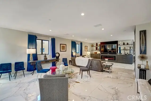 2012 S Curson, Los Angeles, CA 90016 - Image #3