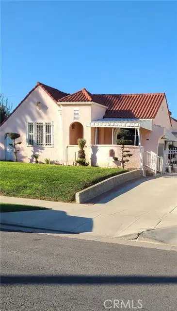 1449 W 81st Street, Los Angeles, CA 90047