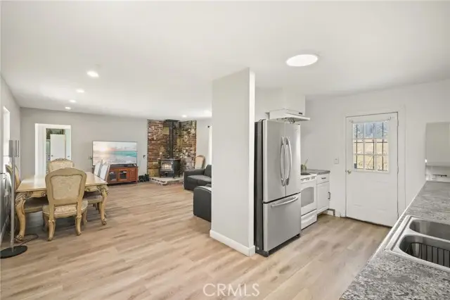 8768 Leona Avenue, Leona Valley, CA 93551 - Image #3