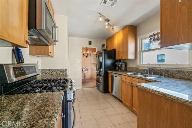 10728 Barman Avenue, Culver City, CA 90230 - Image #2