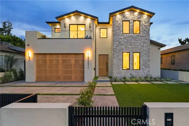 13536 Morrison Street, Sherman Oaks, CA 91423 - Image #1