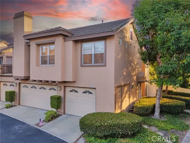 922 S Country Glen Way, Anaheim, CA 92808 - Image #3
