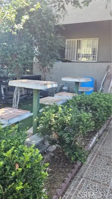 736 W 41st Place, Los Angeles, CA 90037 - Image #3