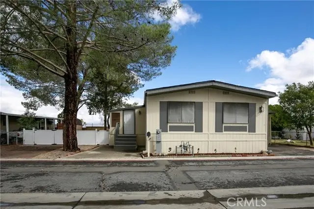 45800 Challenger #118, Lancaster, CA 93535 - Image #1