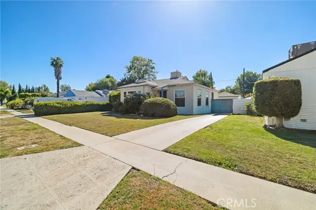 17650 Welby Way, Van Nuys, CA 91406 - Image #2