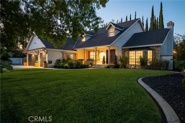 2729 Parton Circle, Lancaster, CA 93536 - Image #2