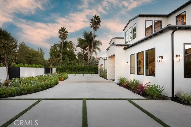 23416 Califa Street, Woodland Hills, CA 91367 - Image #3