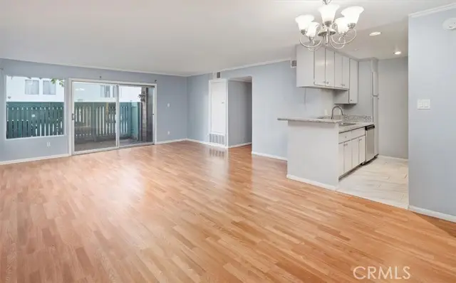 5700 Etiwanda Avenue #154, Tarzana, CA 91356 - Image #1