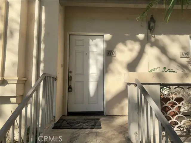 3003 W Riverside Drive #110, Burbank, CA 91505 - Image #2