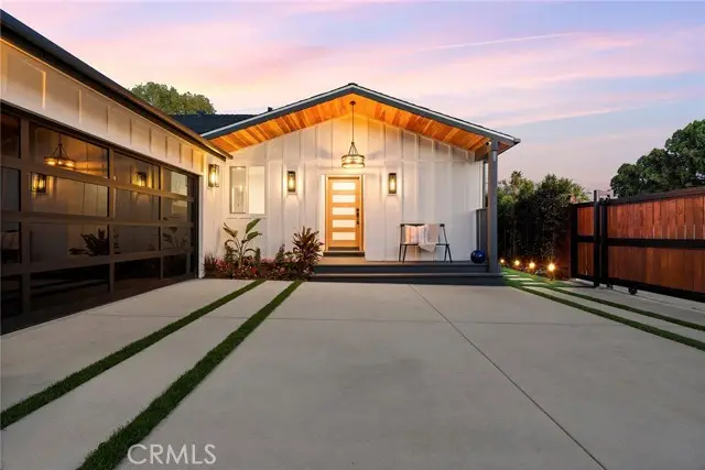 5802 Norwich Avenue, Sherman Oaks, CA 91411 - Image #2