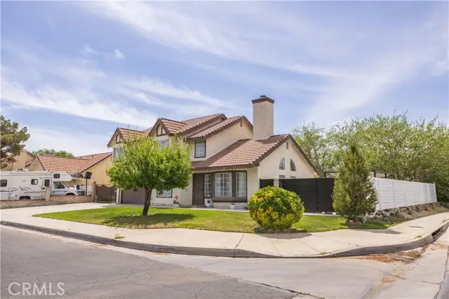 37543 Monarch Street, Palmdale, CA 93552 - #2