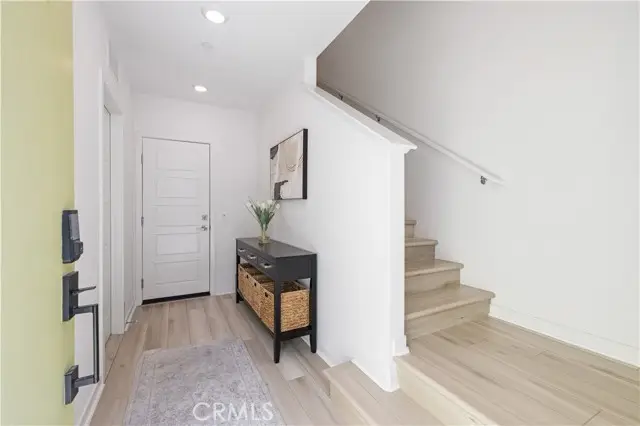 26976 Tanager Lane, Valencia, CA 91381 - Image #2