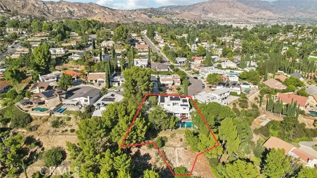 12426 Henzie Place, Granada Hills, CA 91344 - Image #3