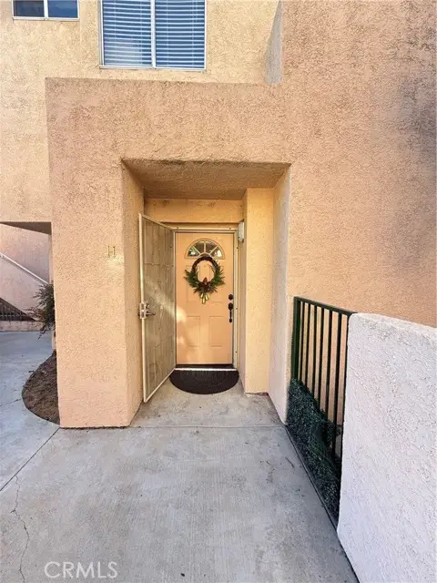 11068 Sharp #H, San Fernando, CA 91345