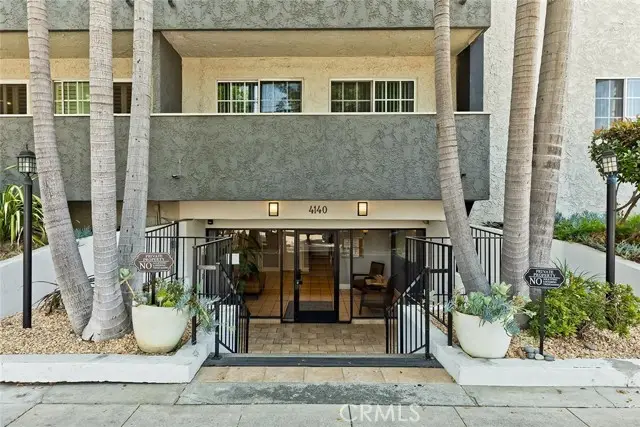 4140 Warner #205, Burbank, CA 91505 - Image #1