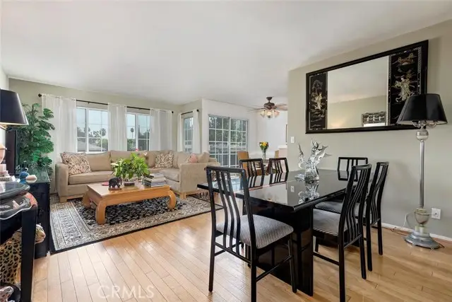 4140 Warner #205, Burbank, CA 91505 - Image #3