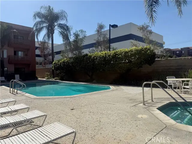 6815 Remmet, Canoga Park, CA 91303 - Image #2
