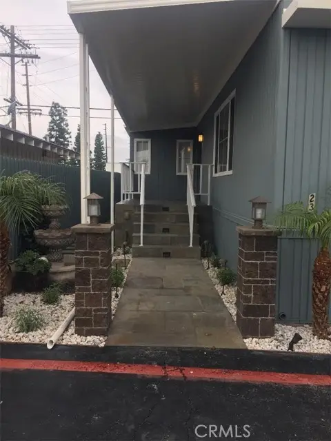 20652 Lassen #23, Chatsworth (los Angeles), CA 91311