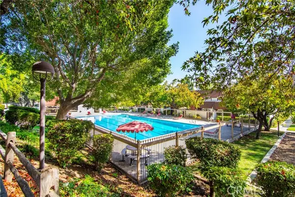 10121 Larwin #1, Chatsworth (los Angeles), CA 91311