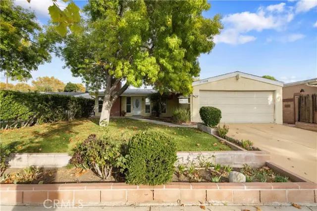 27508 Esterbrook, Santa Clarita, CA 91351 - Image #1