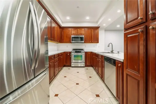 4533 Vista Del Monte #102, Sherman Oaks, CA 91403 - Image #3