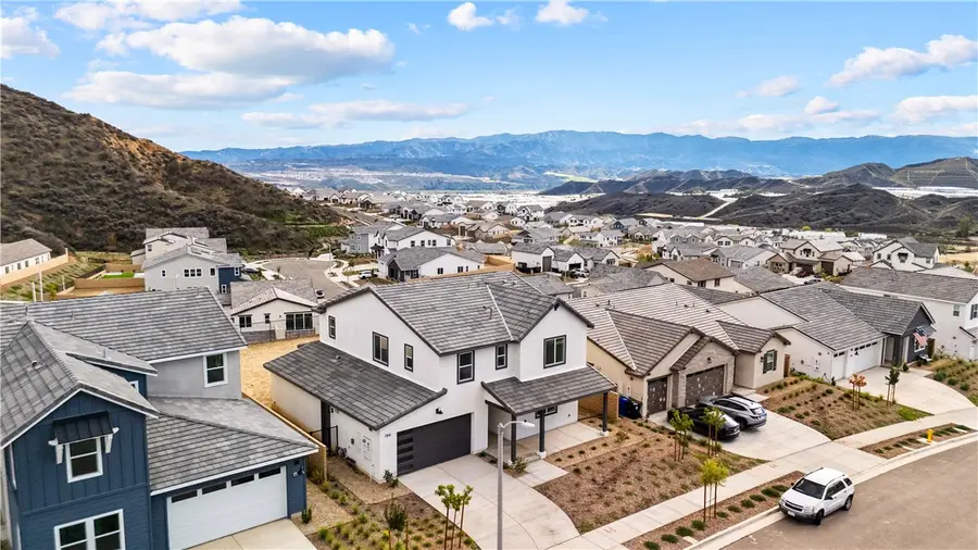 30140 Crestline Court, Castaic, CA 91384 - Image #3