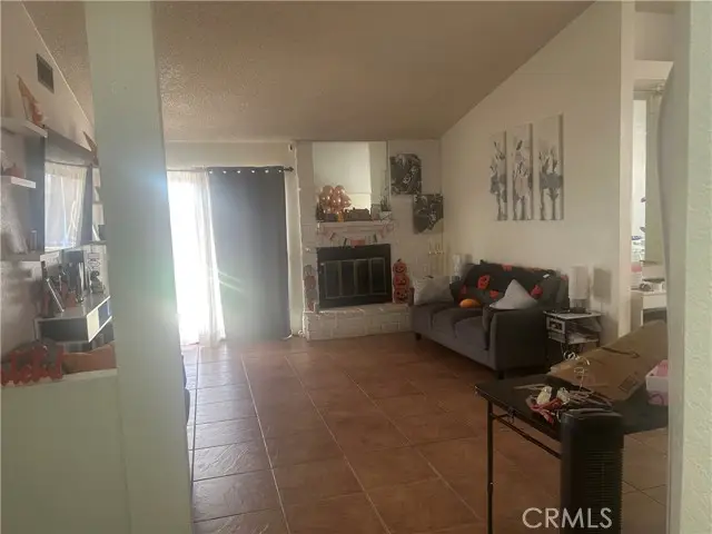 37121 Casa Grande, Palmdale, CA 93550 - Image #2