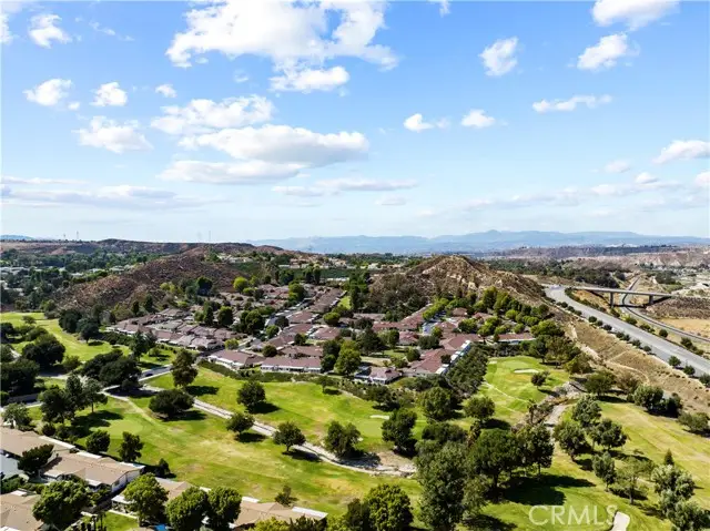 26838 Avenue Of The Oaks #C, Santa Clarita, CA 91321 - Image #2