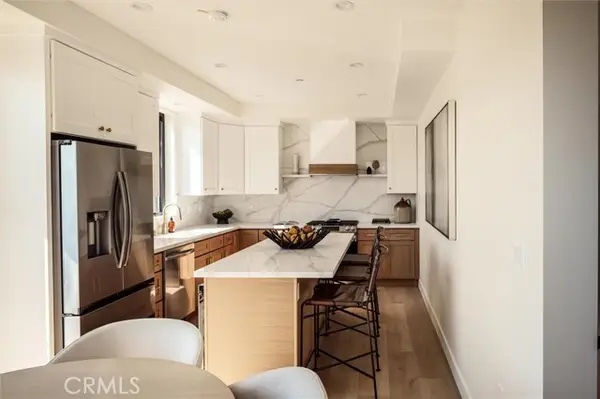 5441 Blackwelder, Los Angeles, CA 90016