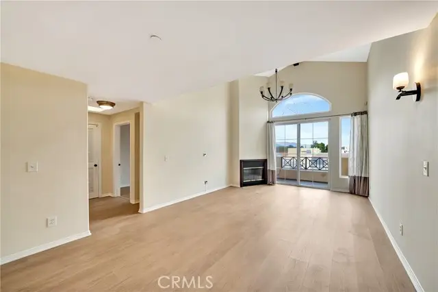 4400 Cartwright Avenue #303, North Hollywood, CA 91602 - Image #3