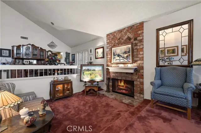 24103 Clearbank, Newhall, CA 91321 - Image #3