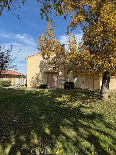 43621 Stanridge, Lancaster, CA 93535 - Image #2